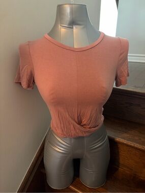 Cozy Casual Short Sleeve Twist Crop Top in Dusky Rose